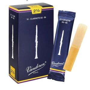 4/$20 Vandoren Paris Clarinet Reeds 2.5 Strength- 10 pack. NIB